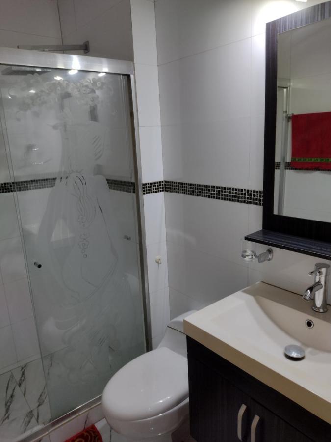 Apartamento Frente Al Aeropuerto De Maiquetía Esterno foto