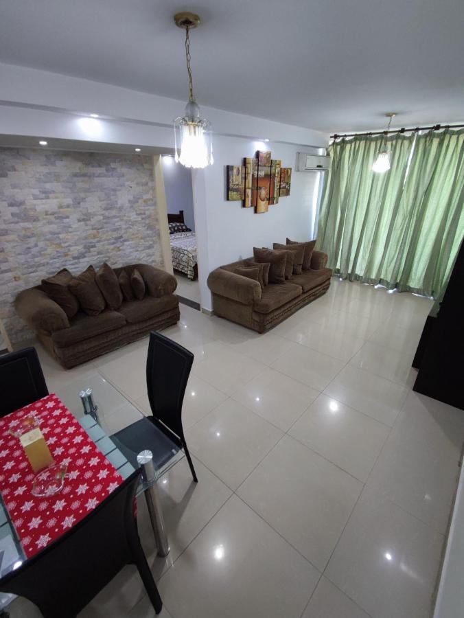 Apartamento Frente Al Aeropuerto De Maiquetía Esterno foto